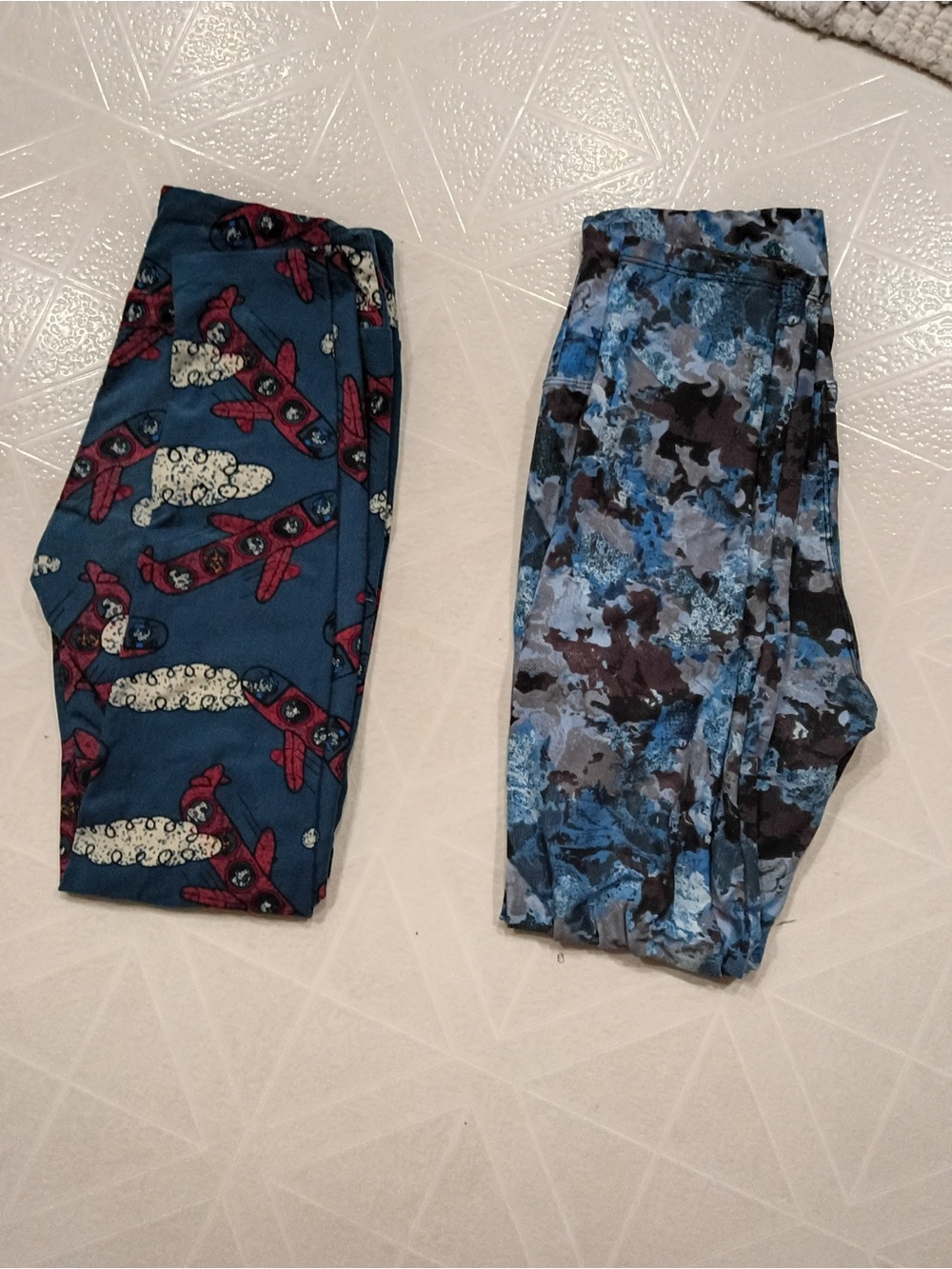 Womens Blue Airplane Print Leggings - and tye dye looking ones